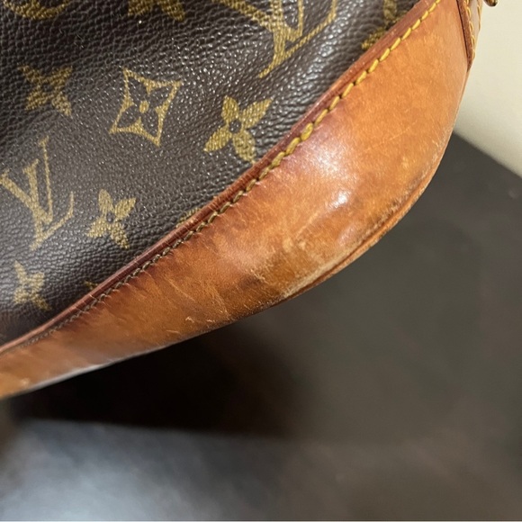 Louis Vuitton Alma PM Handbag Monogram - Picture 13 of 15